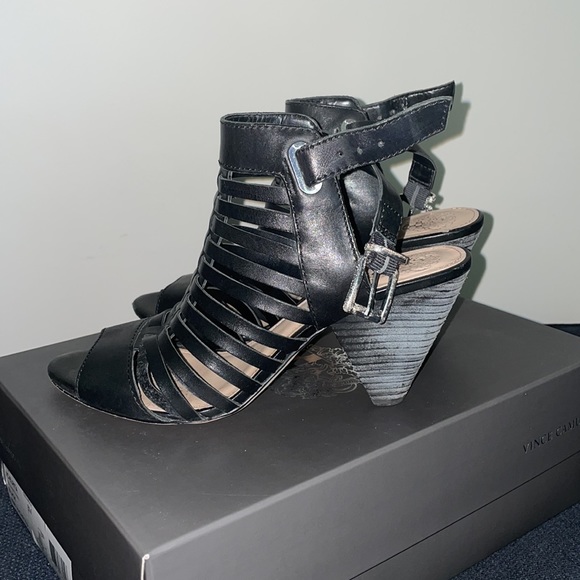 Black Vince Camuto Heels - Picture 4 of 4